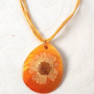 Sunny Yellow Flower Mother of Pearl Necklace